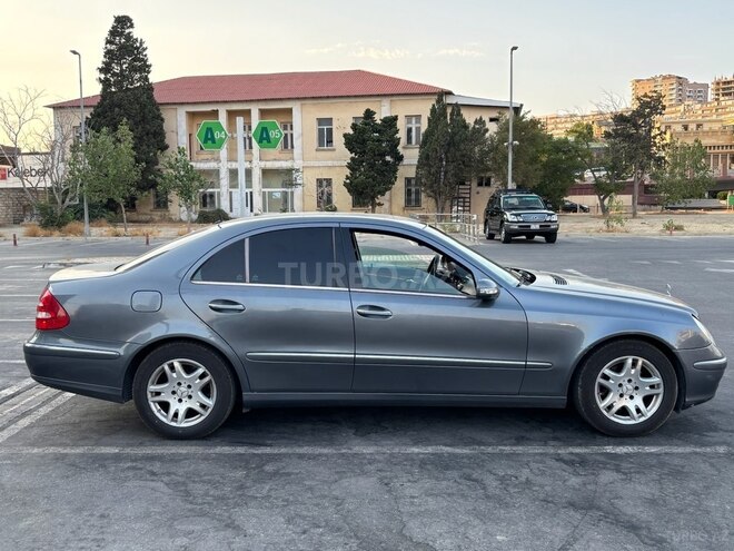 Mercedes E 320 4MATIC 2004, 439,000 km - 3.2 l - Bakı