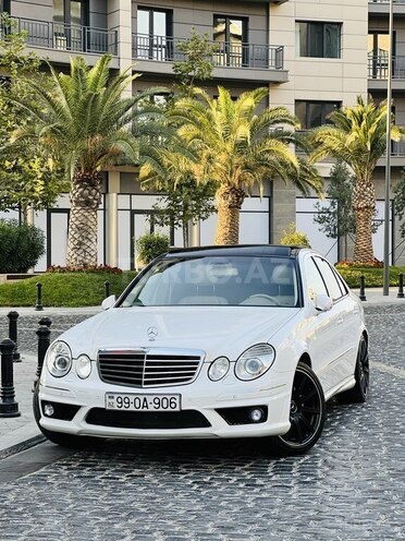 Mercedes E 320 2004, 273,000 km - 3.2 l - Bakı