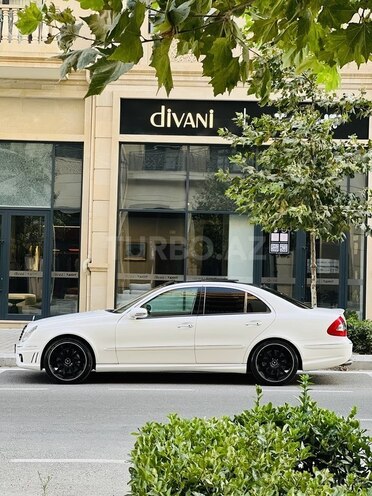 Mercedes E 320 2004, 273,000 km - 3.2 l - Bakı