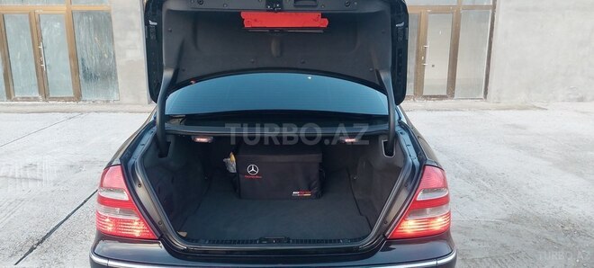 Mercedes E 240 2004, 360,000 km - 2.6 l - Gəncə