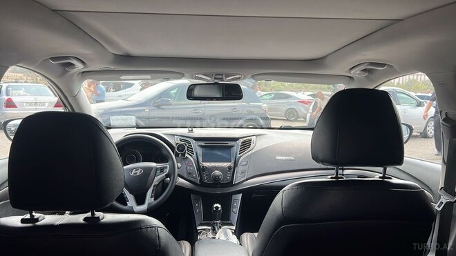 Hyundai i40 2012, 245,000 km - 1.7 l - Şirvan