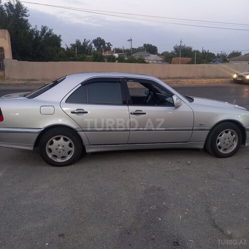 Mercedes C 240 1999, 317,000 km - 2.6 l - Bərdə