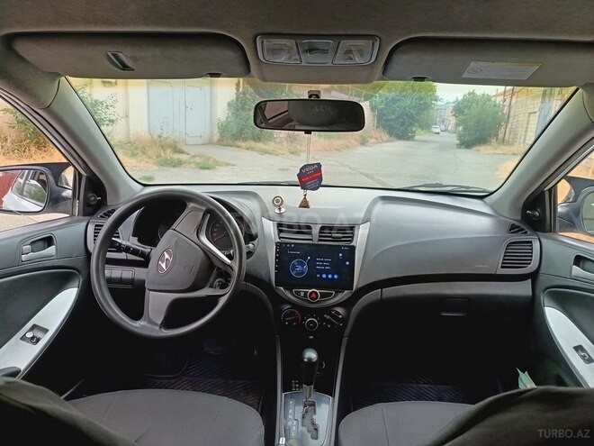 Hyundai Accent 2011, 270,000 km - 1.4 l - Bakı
