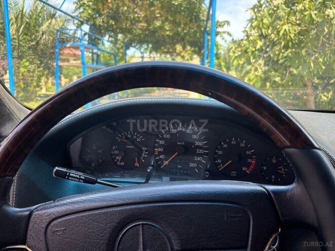 Mercedes S 320 1993, 264,000 km - 3.2 l - Bakı