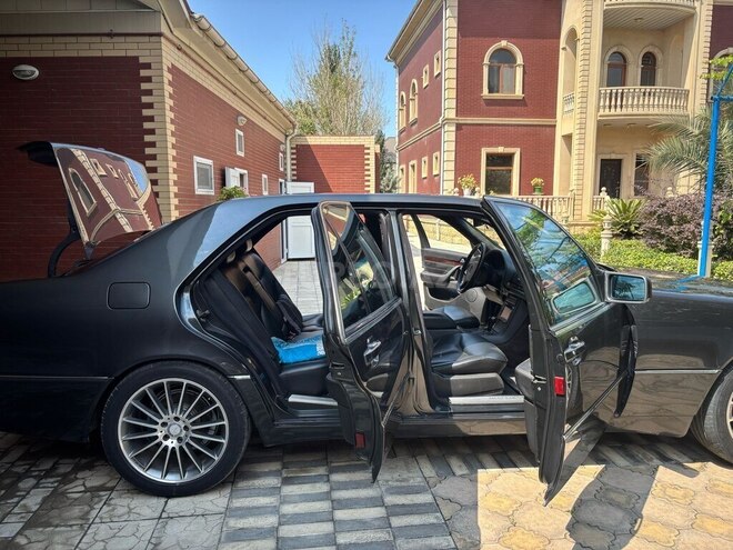 Mercedes S 320 1993, 264,000 km - 3.2 l - Bakı