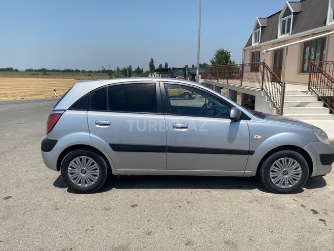 Kia Rio 2006, 225,000 km - 1.4 l - Gəncə
