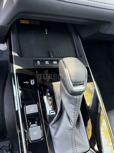 Toyota Corolla Cross 2025, 0 km - 2.0 л - Lənkəran