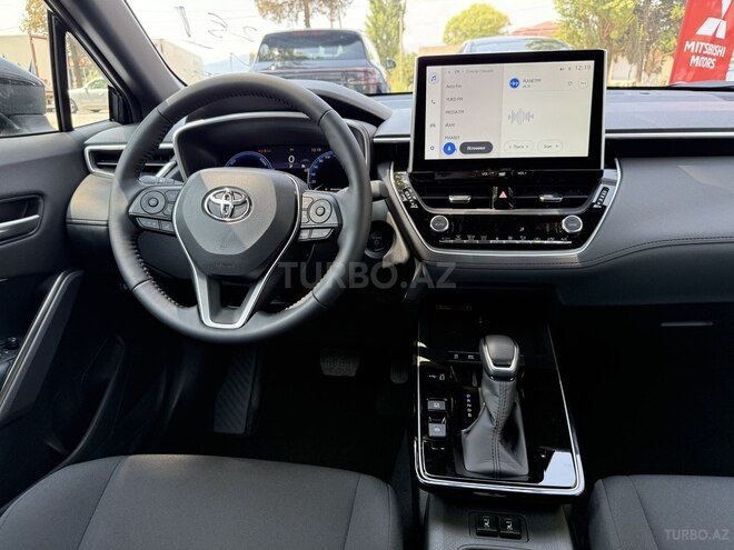 Toyota Corolla Cross 2025, 0 km - 2.0 л - Lənkəran