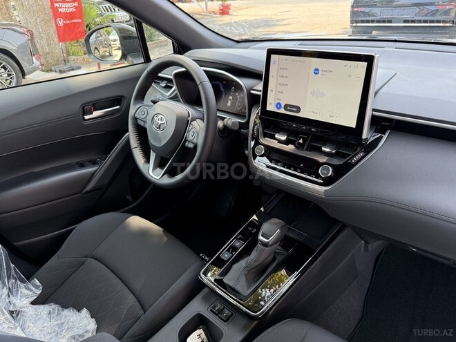 Toyota Corolla Cross 2025, 0 km - 2.0 л - Lənkəran