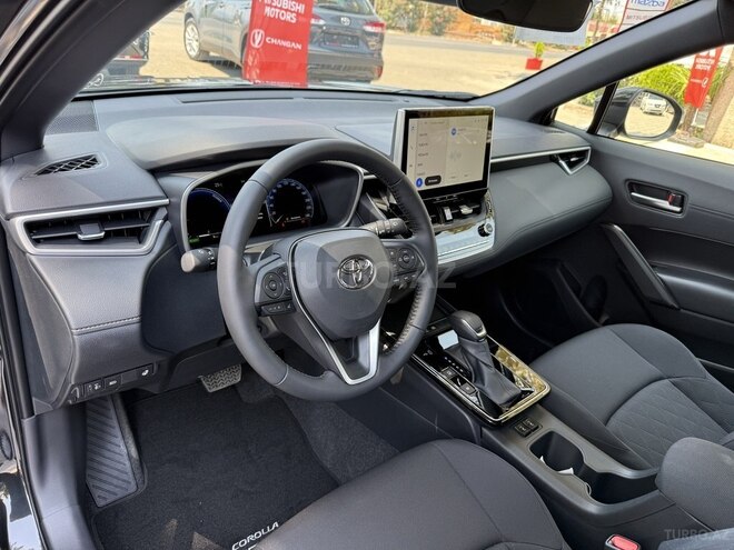 Toyota Corolla Cross 2025, 0 km - 2.0 л - Lənkəran
