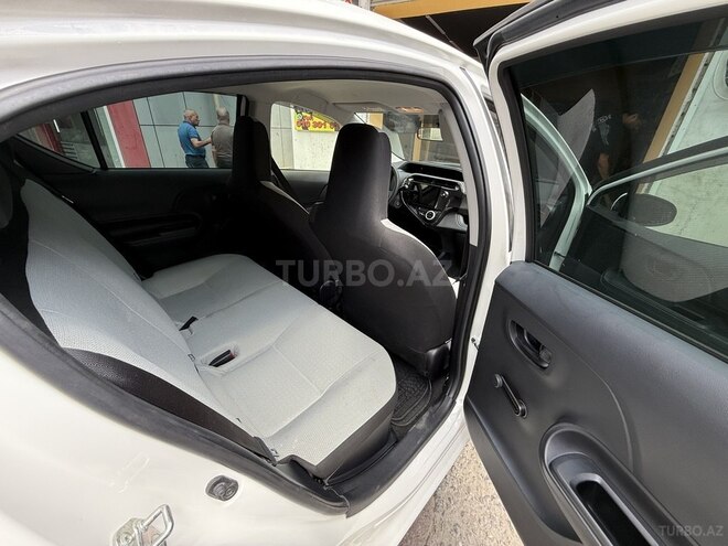 Toyota Aqua 2019, 110,000 km - 1.5 l - Bakı