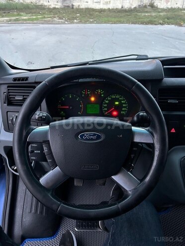 Ford Transit 2009, 325,000 km - 2.2 l - Bakı
