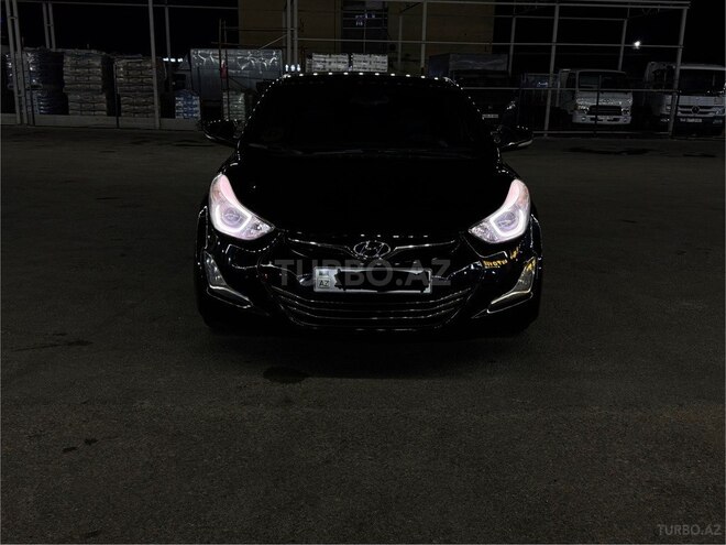 Hyundai Elantra 2015, 140,000 km - 1.8 л - Bakı
