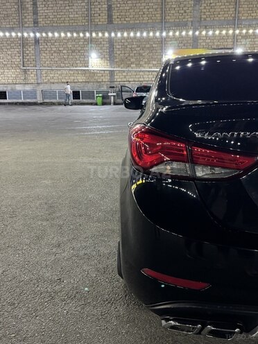 Hyundai Elantra 2015, 140,000 km - 1.8 л - Bakı