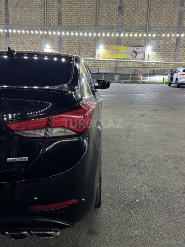 Hyundai Elantra 2015, 140,000 km - 1.8 л - Bakı
