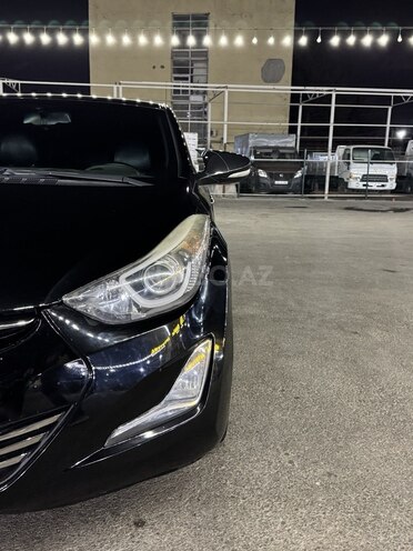 Hyundai Elantra 2015, 140,000 km - 1.8 л - Bakı
