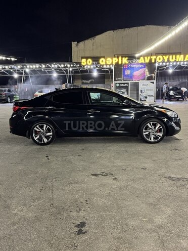 Hyundai Elantra 2015, 140,000 km - 1.8 л - Bakı