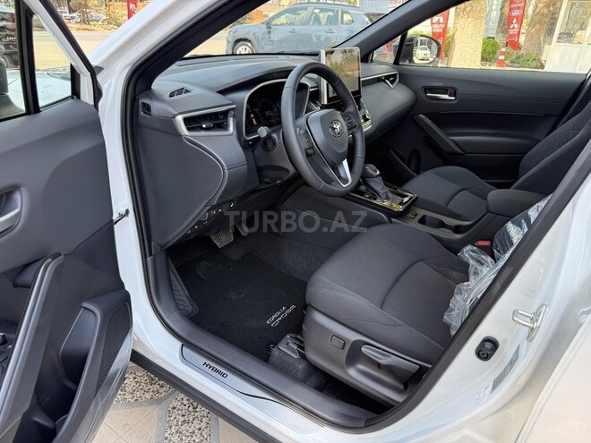 Toyota Corolla Cross 2025, 0 km - 2.0 л - Lənkəran