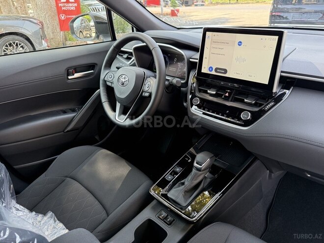 Toyota Corolla Cross 2025, 0 km - 2.0 л - Lənkəran