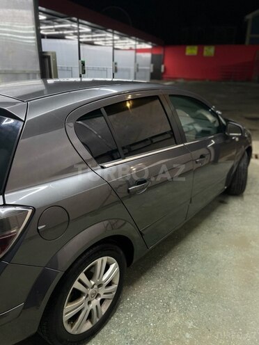 Opel Astra 2009, 243,000 km - 1.6 l - Bakı