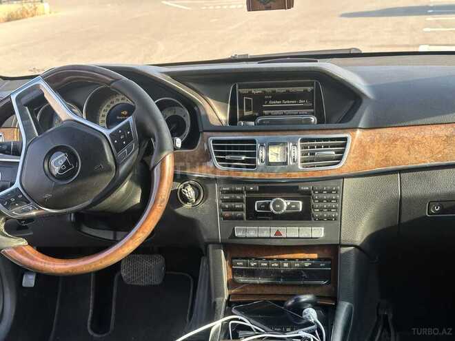 Mercedes E 220 2013, 330,000 km - 2.1 l - Bakı