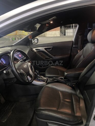 Hyundai Avante 2014, 178,000 km - 1.6 л - Bakı