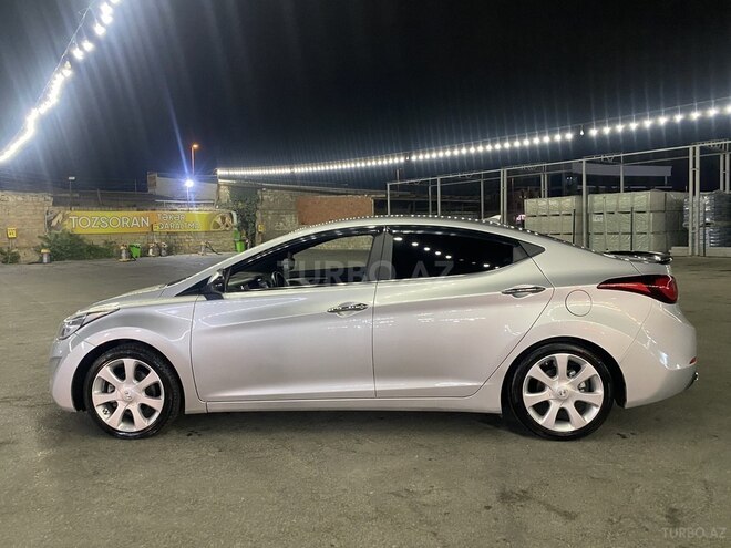 Hyundai Avante 2014, 178,000 km - 1.6 л - Bakı