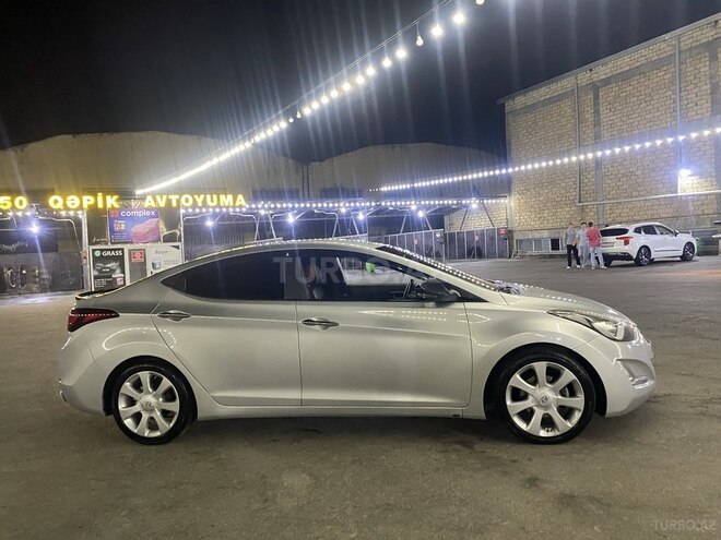 Hyundai Avante 2014, 178,000 km - 1.6 л - Bakı