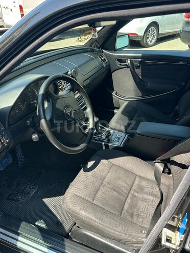 Mercedes C 240 1998, 221,574 km - 2.4 l - Bakı