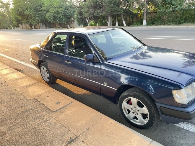 Mercedes E 250 1995, 550,000 km - 2.5 l - Sabirabad