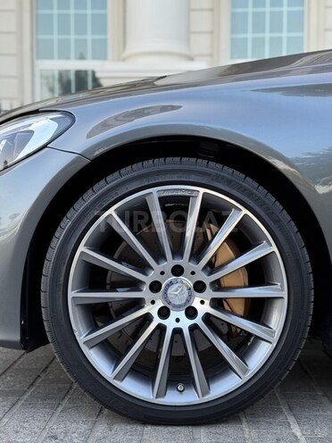 Mercedes C 300 2017, 96,000 km - 2.0 л - Bakı