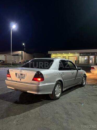 Mercedes E 220 1995, 478,065 km - 2.2 l - Sabirabad