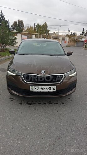Skoda Rapid 2021, 260,000 km - 1.6 l - Bakı
