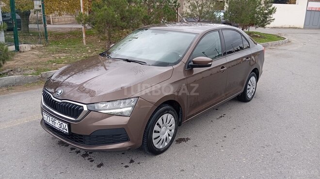 Skoda Rapid 2021, 260,000 km - 1.6 l - Bakı