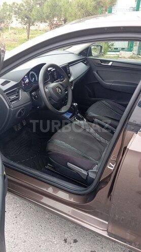 Skoda Rapid 2021, 260,000 km - 1.6 l - Bakı