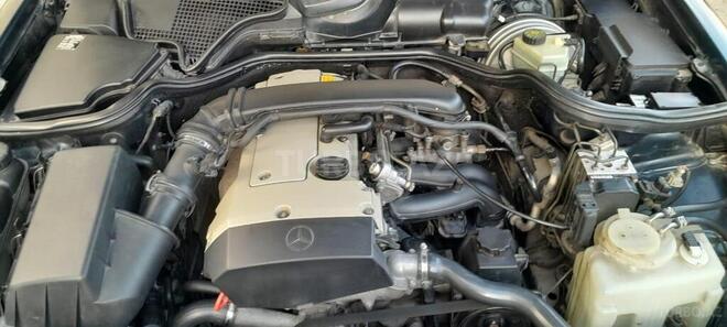 Mercedes E 200 2000, 300,000 km - 2.0 l - Bakı