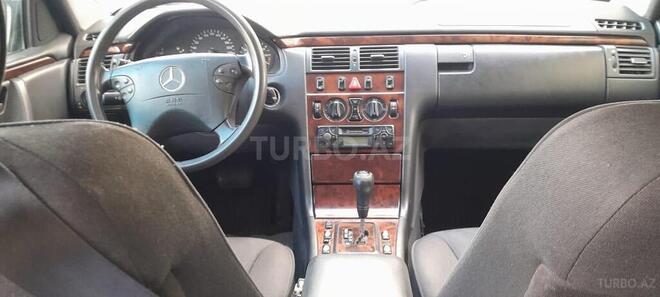 Mercedes E 200 2000, 300,000 km - 2.0 l - Bakı