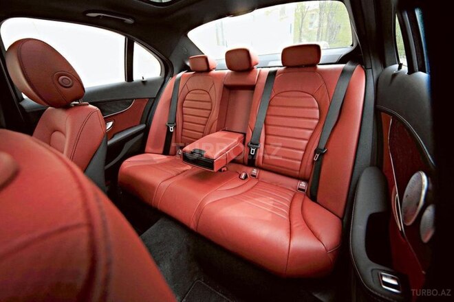 Mercedes C 300 2018, 82,000 km - 2.0 l - Bakı