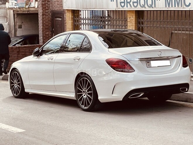 Mercedes C 300 2018, 82,000 km - 2.0 l - Bakı