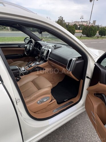 Porsche Cayenne Turbo 2011, 240,000 km - 4.8 l - Bakı