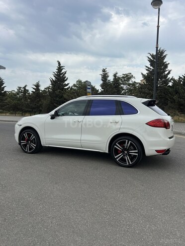 Porsche Cayenne Turbo 2011, 240,000 km - 4.8 l - Bakı