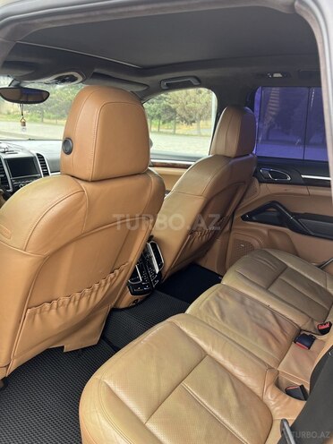 Porsche Cayenne Turbo 2011, 240,000 km - 4.8 l - Bakı