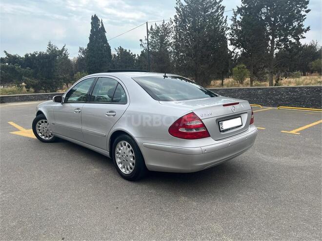 Mercedes E 240 2002, 284,000 km - 2.6 l - Bakı