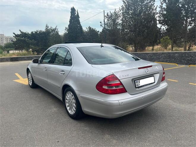 Mercedes E 240 2002, 284,000 km - 2.6 l - Bakı