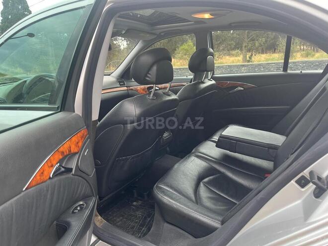 Mercedes E 240 2002, 284,000 km - 2.6 l - Bakı