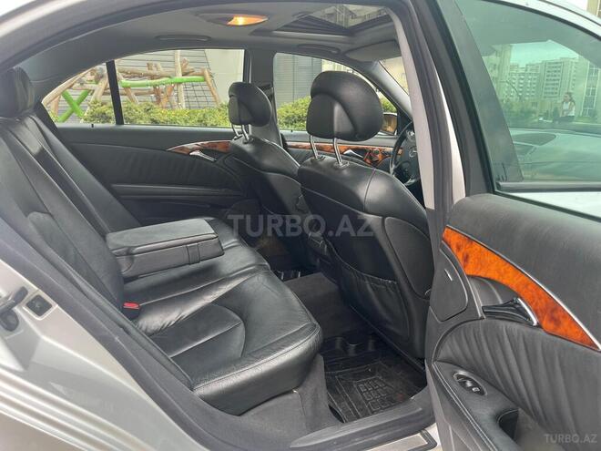 Mercedes E 240 2002, 284,000 km - 2.6 l - Bakı