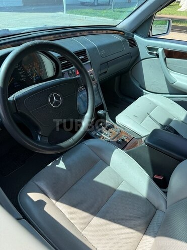Mercedes C 200 2000, 395,000 km - 2.0 l - Masallı
