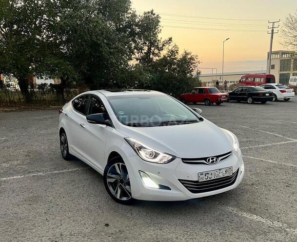 Hyundai Elantra 2015, 136,000 km - 1.8 л - Şirvan