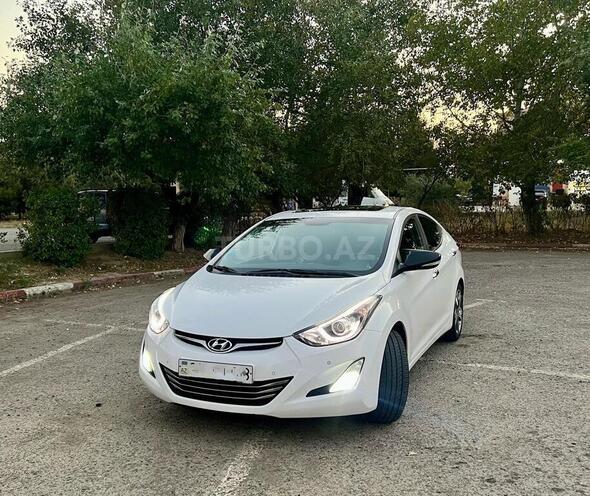 Hyundai Elantra 2015, 136,000 km - 1.8 л - Şirvan