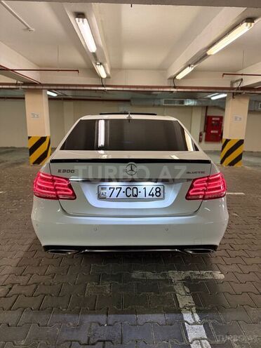 Mercedes E 220 2015, 208,000 km - 2.1 l - Bakı